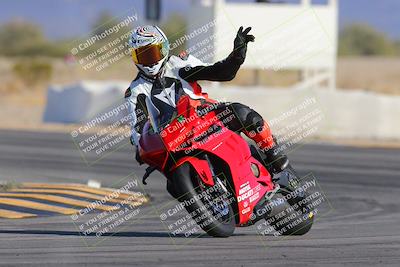 media/Dec-15-2023-Apex Assassins (Fri) [[91f19fb1c7]]/Trackday 2/Session 4 (Turn 16)/